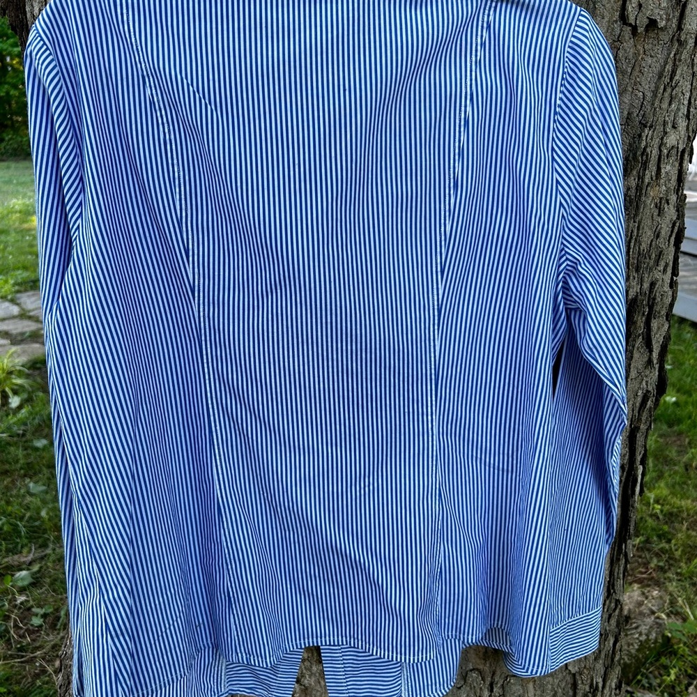 AVEC LES FILLES Cotton STRIPED RUFFLE Button Down, size Large - Picture 3 of 6